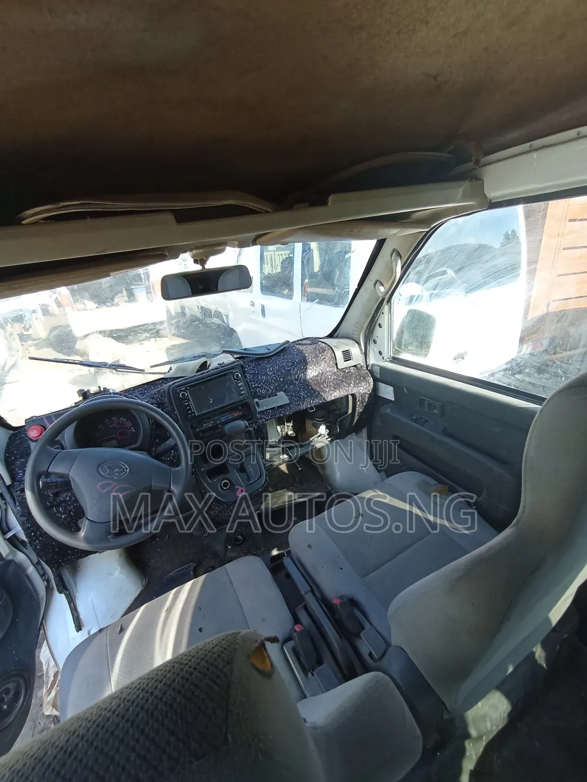 Daihatsu Hijet 2012 Grey