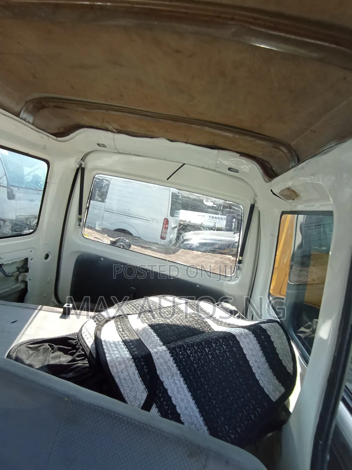 Daihatsu Hijet 2012 Grey