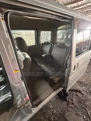 Daihatsu Hijet 2012 Silver