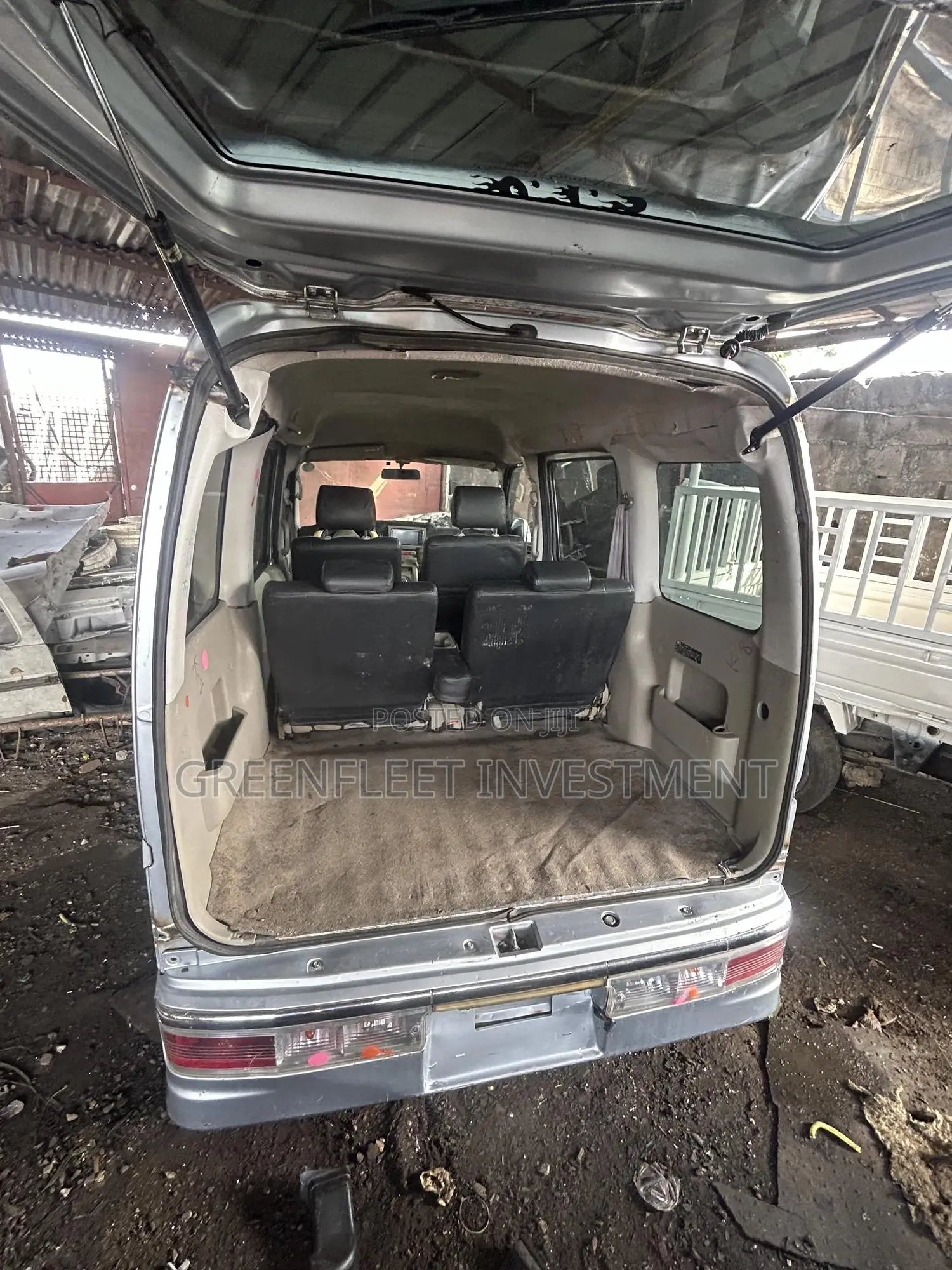 Daihatsu Hijet 2012 Silver