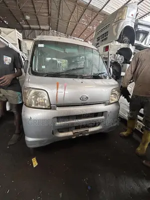 Daihatsu Hijet 2012 Silver