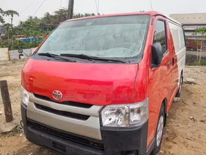 Toyota HiAce 2012