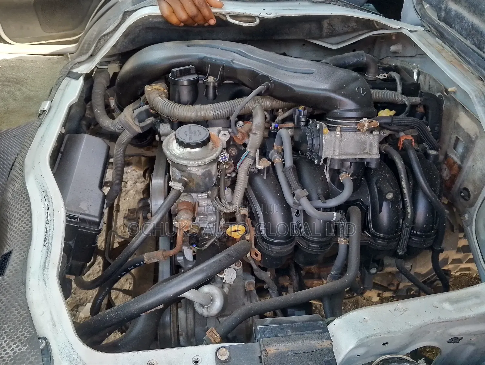 Toyota HiAce 2012