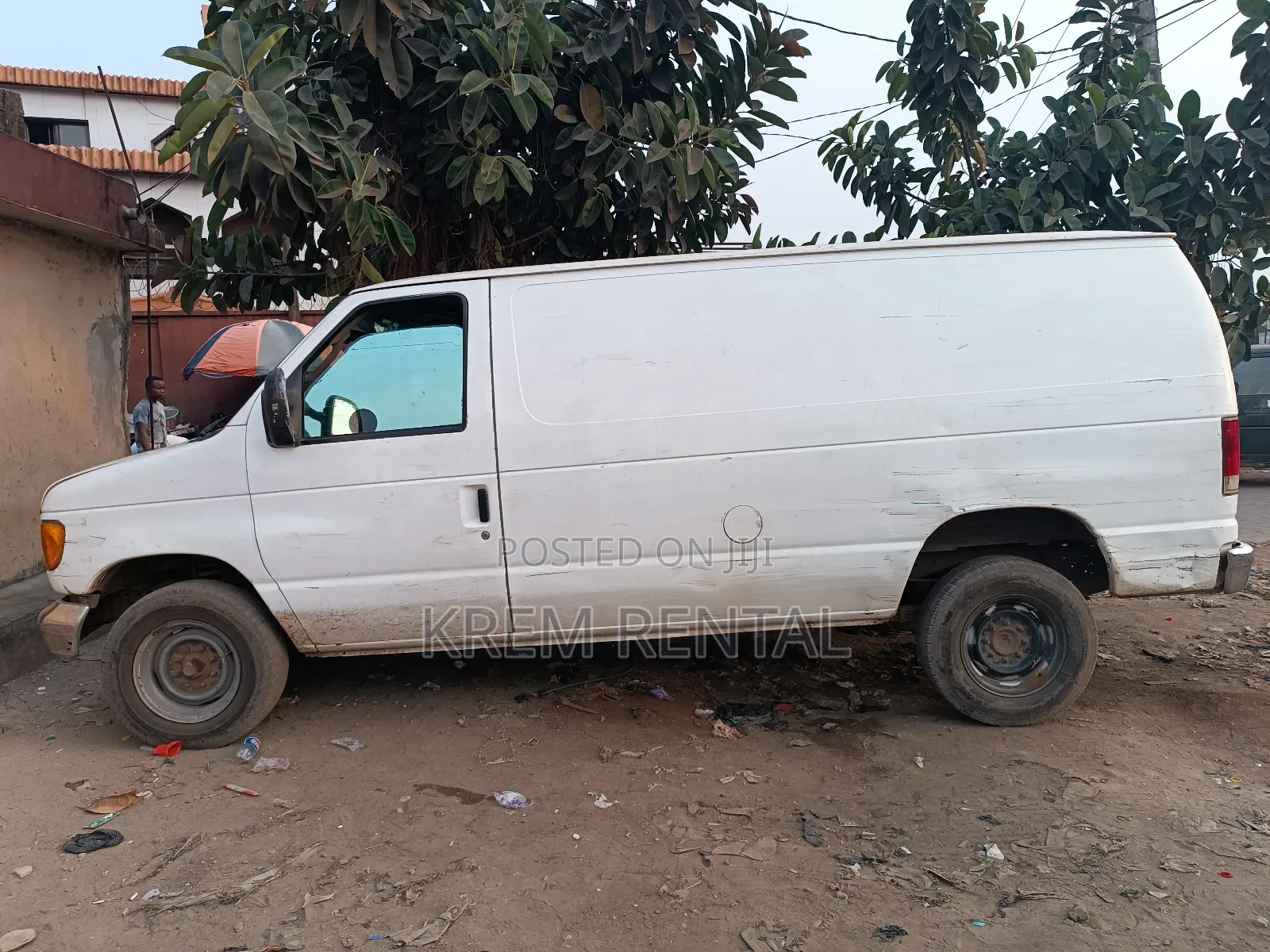 House Properties and Goods Relocation Van for Hire
