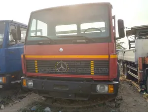 M/Benz Truck Pickup Van 814