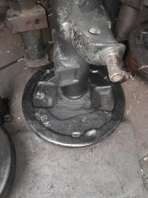 Toyota Hillux Complete Back Axul