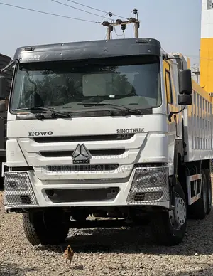 Photo - Howo Truck