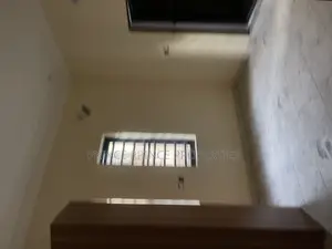 Furnished 3bdrm Block of Flats in Surulere for rent