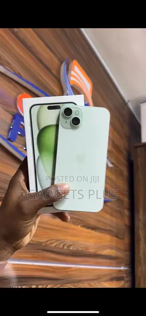 New Apple iPhone 15 Plus 128 GB Green