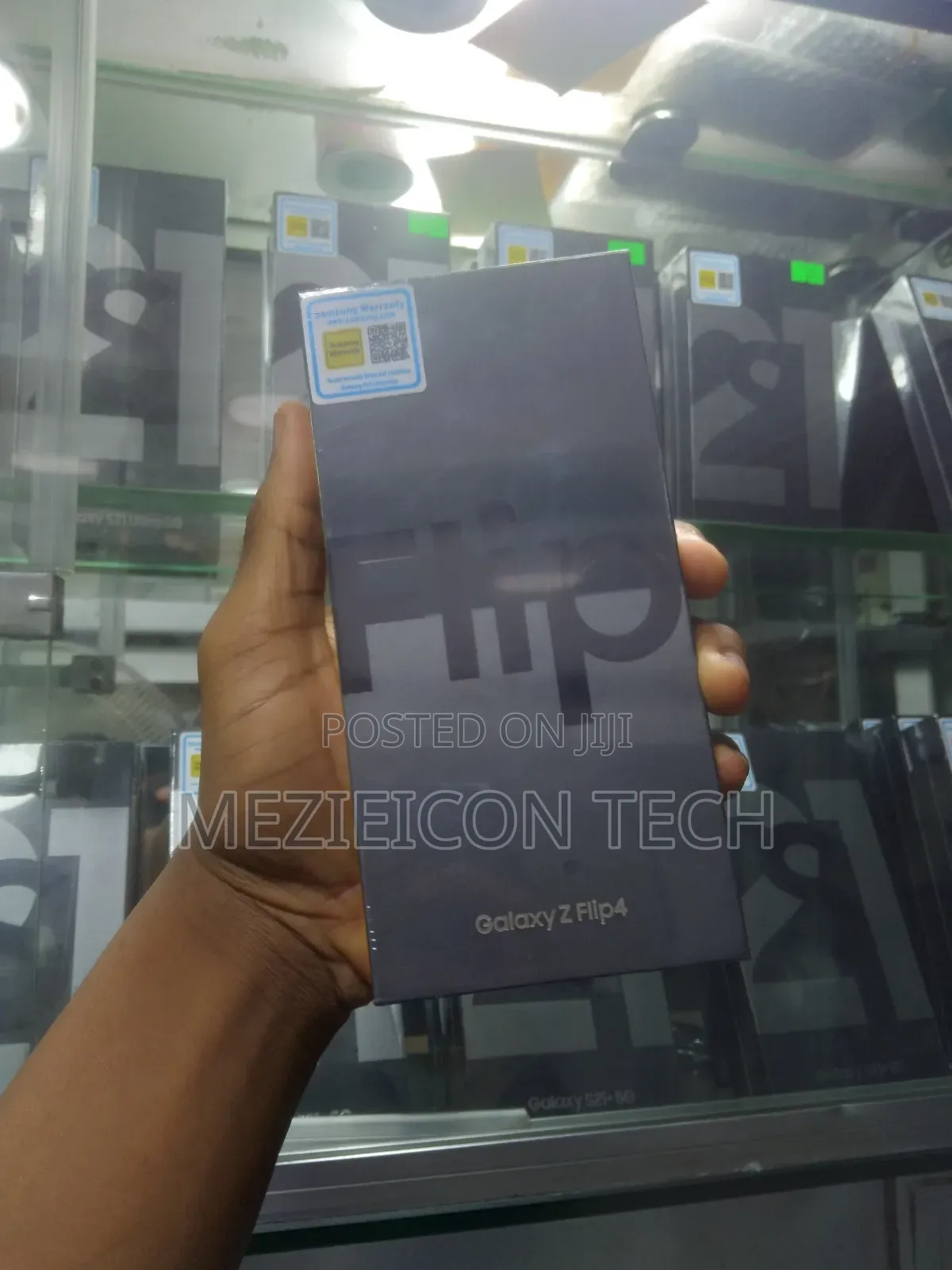 New Samsung Galaxy Z Flip4 128 GB Blue