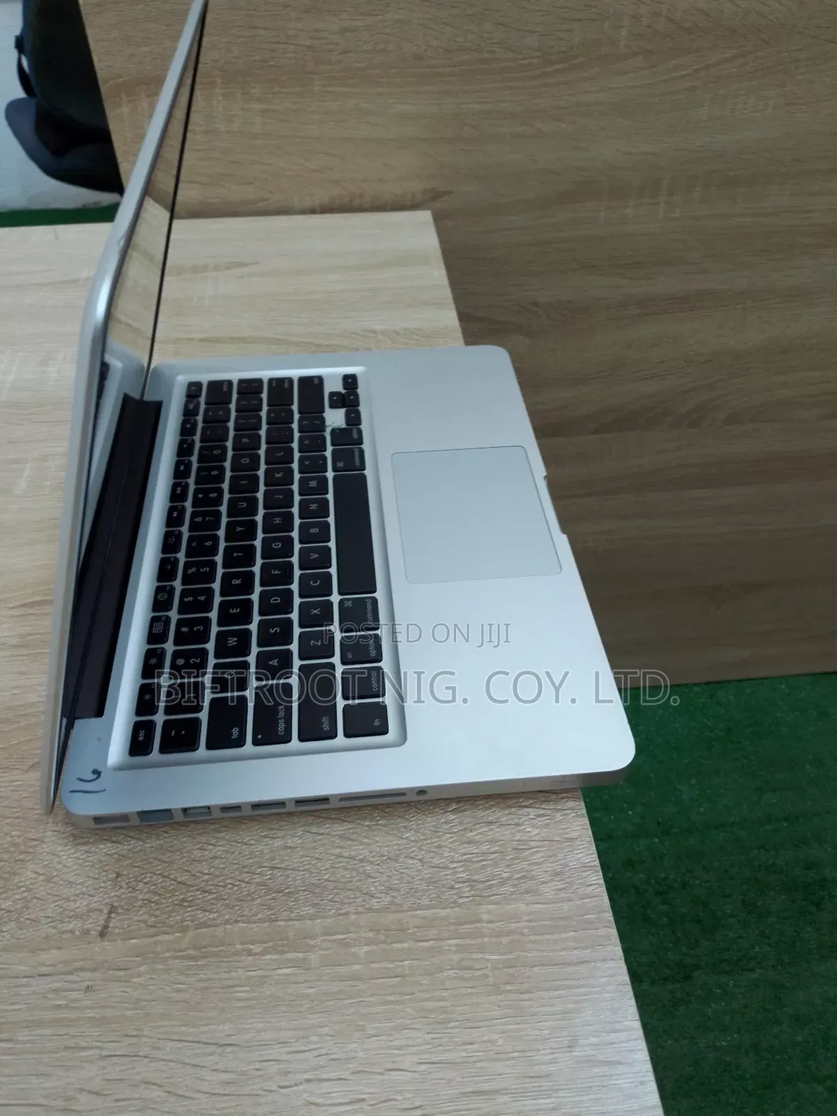 Laptop Apple MacBook 2009 4GB Intel Core 2 Duo HDD 500GB