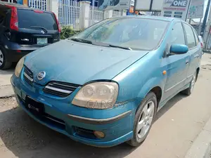 Photo - Nissan Almera 2003 Blue