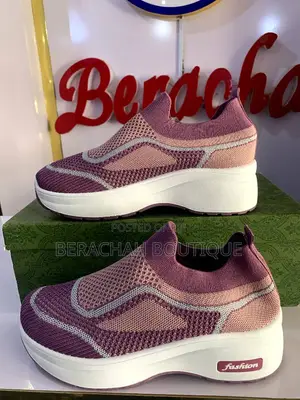 Ladies Canvas