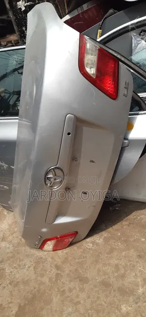 Boot Toyota Camary 2007 / 2010