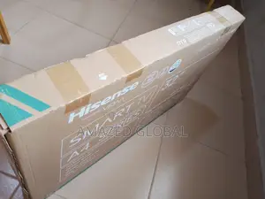 New in Frameless Hisense 32" Smart TV + Mira Cast