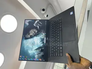 Laptop Dell XPS 15 9560 16GB Intel Core I7 SSD 512GB