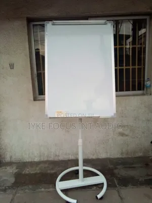 Executive Flipchart Board on Wheels