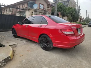 Mercedes-Benz C300 Sport Sedan AWD (3.0L 6cyl 7A) 2009 Red