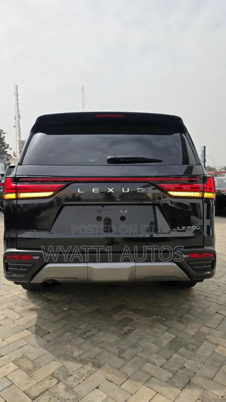Lexus LX 2022 Black
