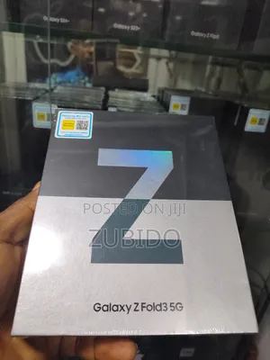 New Samsung Galaxy Z Fold 3 256 GB Green