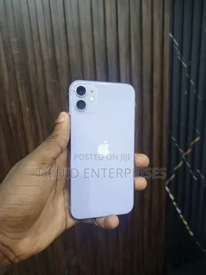 Apple iPhone 11 64 GB Purple