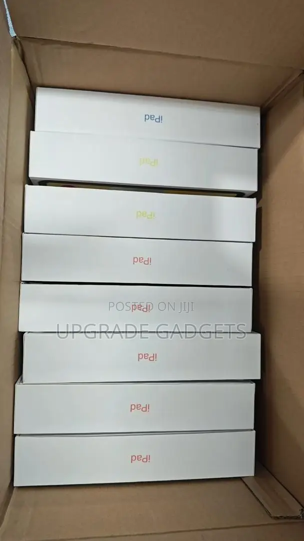New Apple iPad 10.2 (2020) 64 GB Black