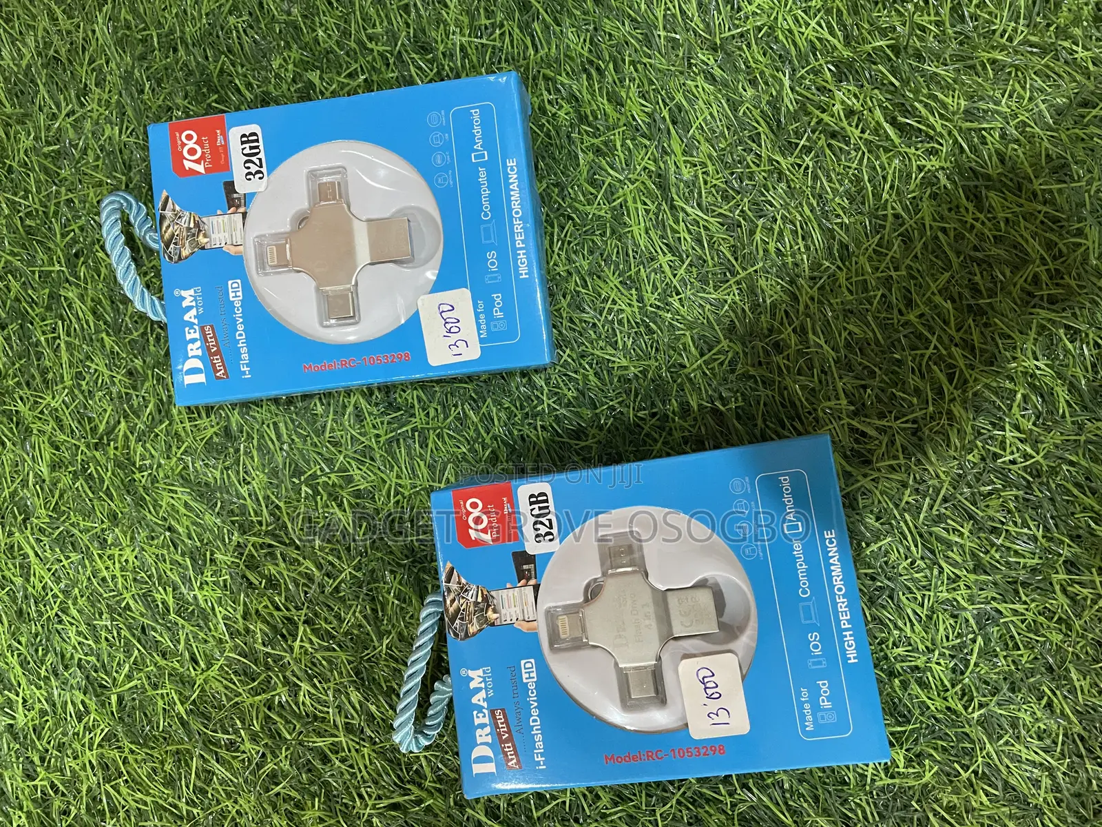 Dream World 32GB 4 in 1 Flash Drive
