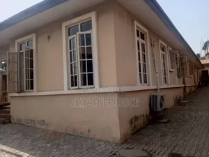 3bdrm Bungalow in Ogba, Ikeja for sale