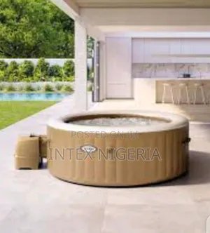 Intex 4 Seater Bubble Spa