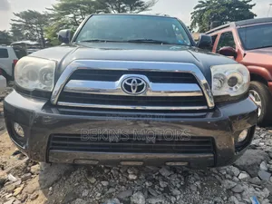 Toyota 4-Runner 2005 Black