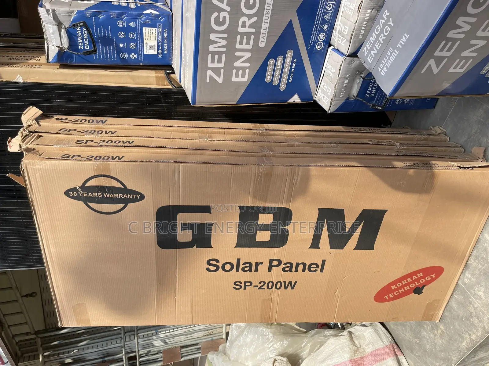 200w 24v G B M Solar Panels Available