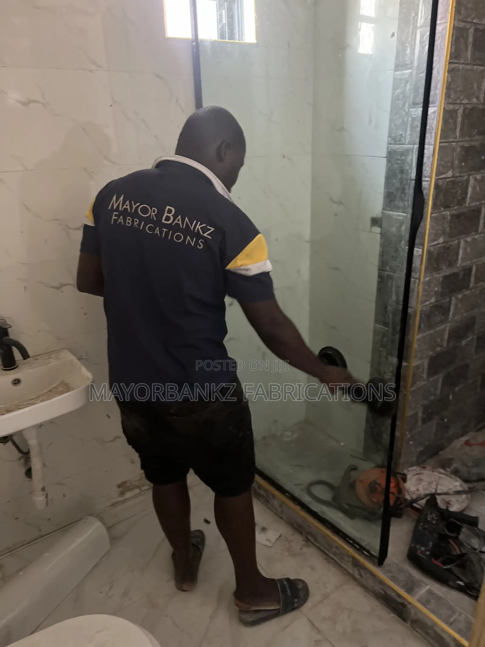 Frameless Shower Cubicle