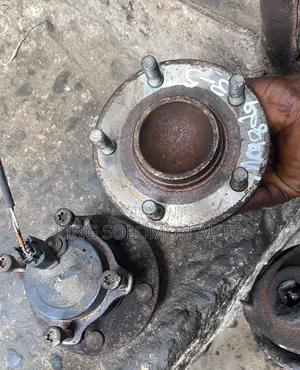 Back Hub Ford Focus 2000 2001 2002 2003 2004 2005 2006 2007