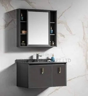 Hanging Cabinet