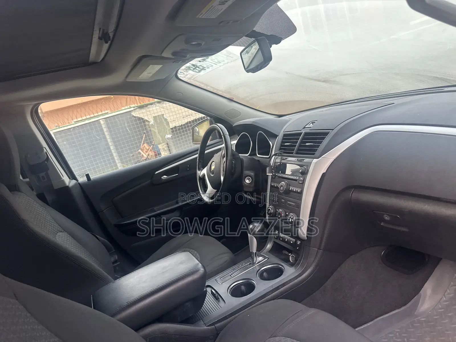 Chevrolet Traverse 2LT 2012 Blue