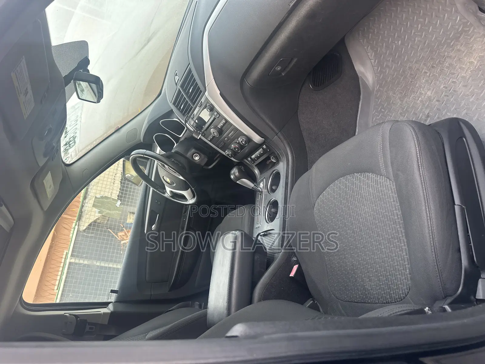 Chevrolet Traverse 2LT 2012 Blue