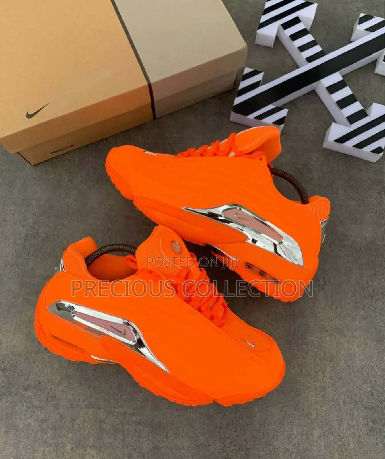 Unisex Nike Lux Sneakers