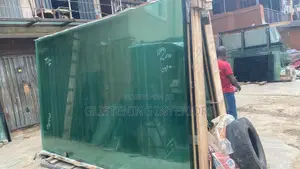 10mm 12mm Plain And Tinted  Glass Sheet