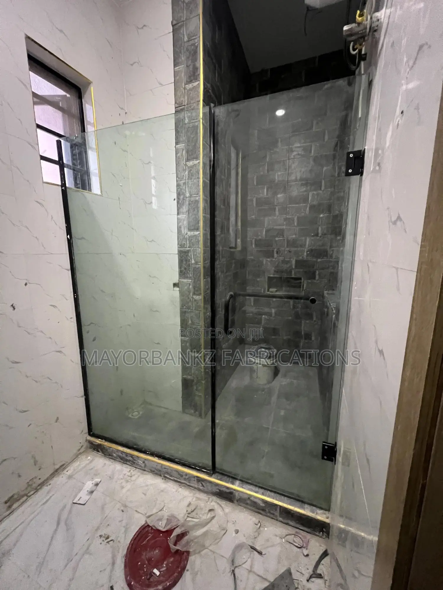 Frameless Shower Cubicle