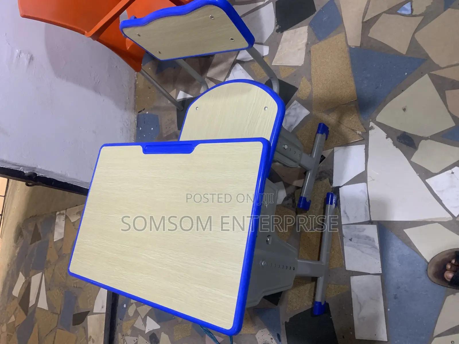 Student Desk