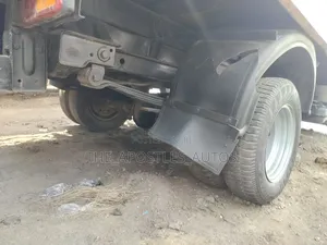 Mercedes-Benz T2 1996 White