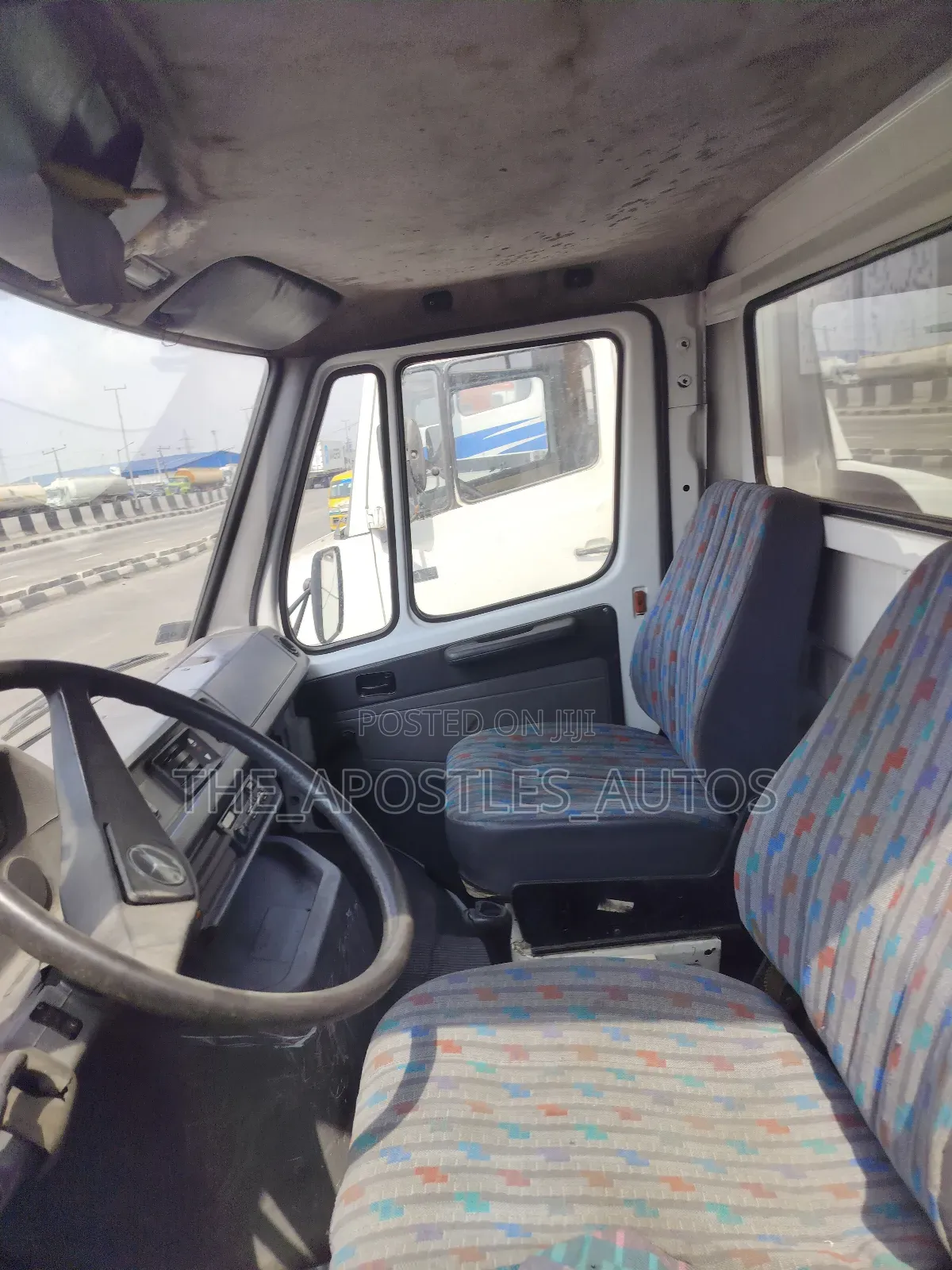 Mercedes-Benz T2 1996 White