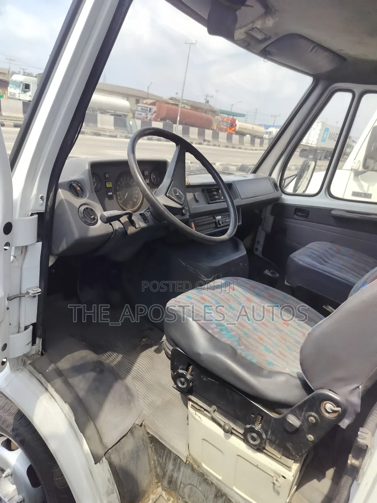 Mercedes-Benz T2 1996 White