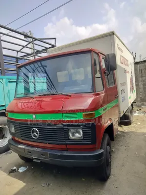 Mercedes Benz 608 Truck 1999 Red