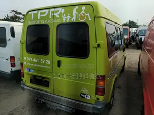 Ford Transit 2004 Green