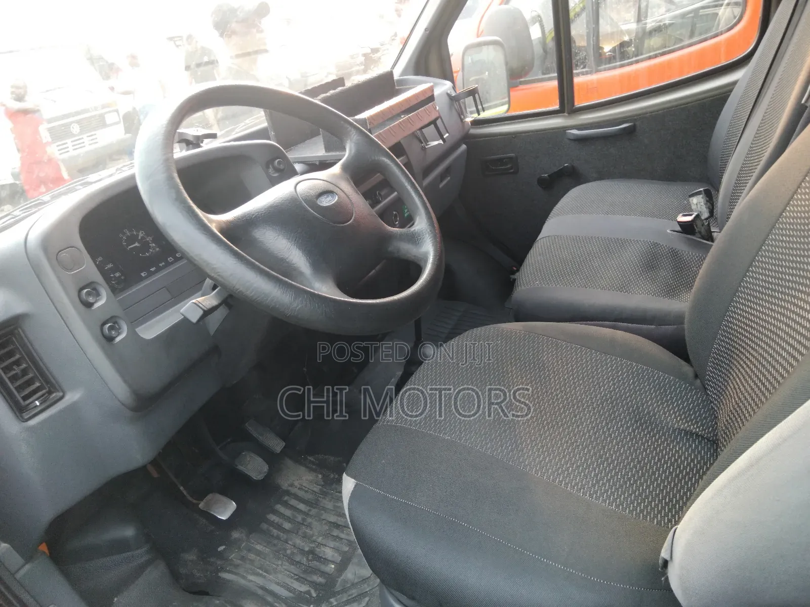 Ford Transit 2004 Green