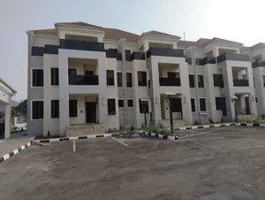 6bdrm Townhouse/Terrace in Life Camp By Urban for sale