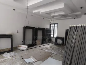 6bdrm Townhouse/Terrace in Life Camp By Urban for sale