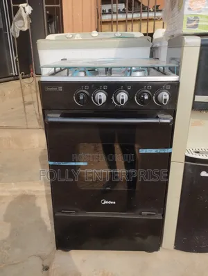 Four Burners Standing Cooker With Oven and Grill