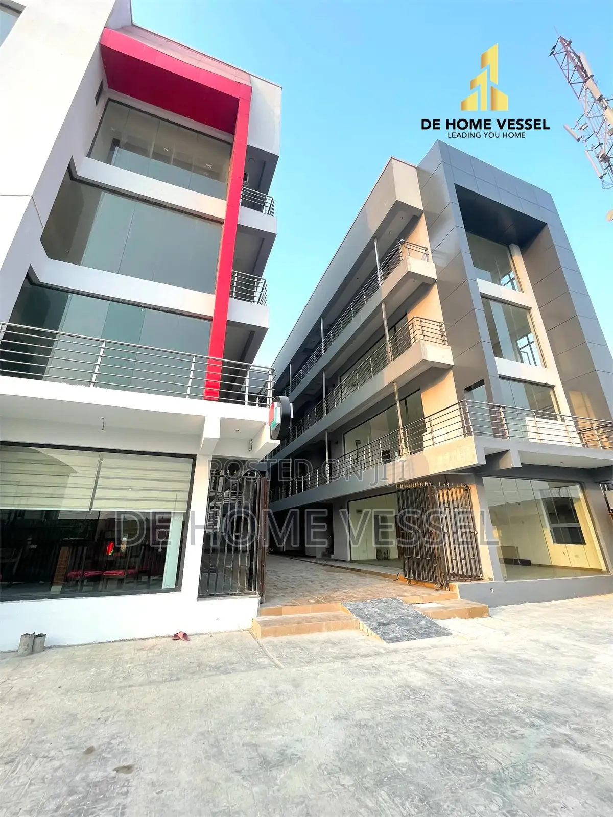 Uniquely Structured Office Spaces/Shops